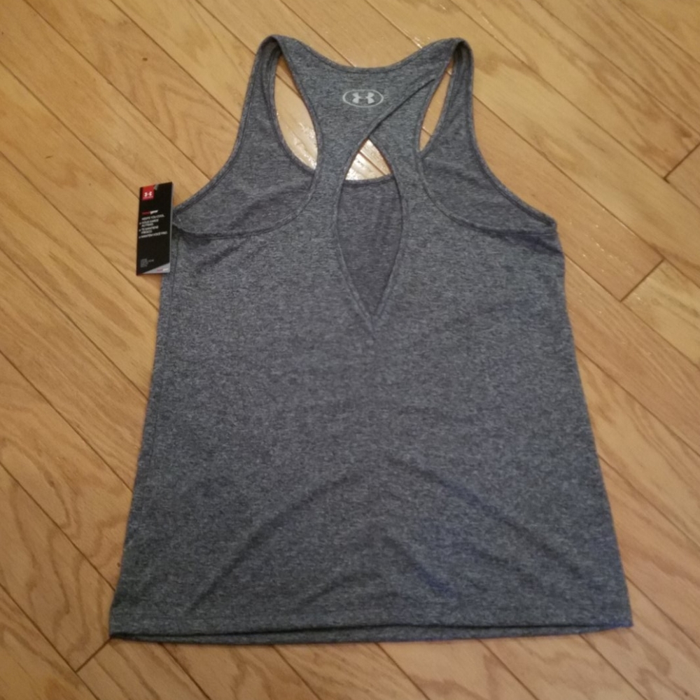 NWT Under Armour tank - Picture 4 of 6